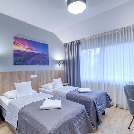Pszczółki Lawendowy Dwor Bed & Breakfast エクステリア 写真